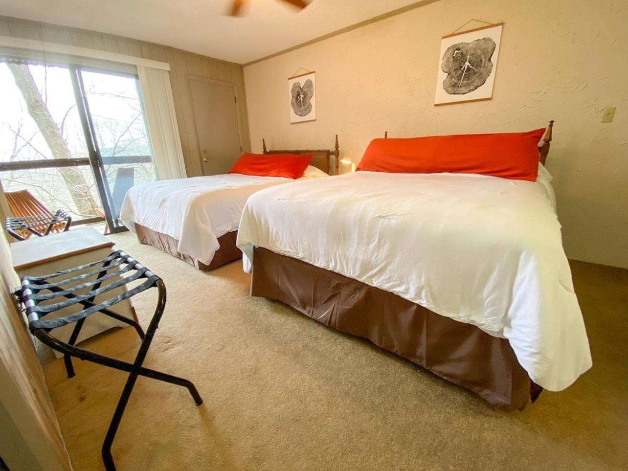 הוילה Cozy Retreat Just Minutes From ביץ' מאונטיין מראה חיצוני תמונה